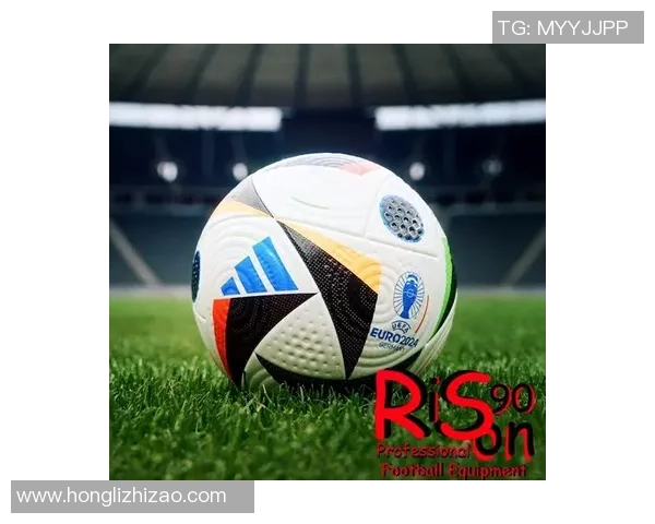 足球巨星使用的经典比赛用球背后的故事与独特设计解析