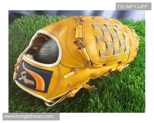 球星同款足球手套多少钱一双最新价格参考与购买渠道解析