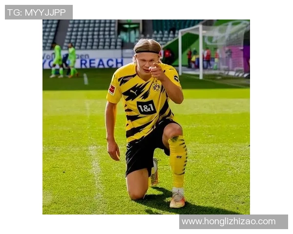 聚焦足球视频中的球星表现与技艺分析，探索他们如何成就赛场传奇